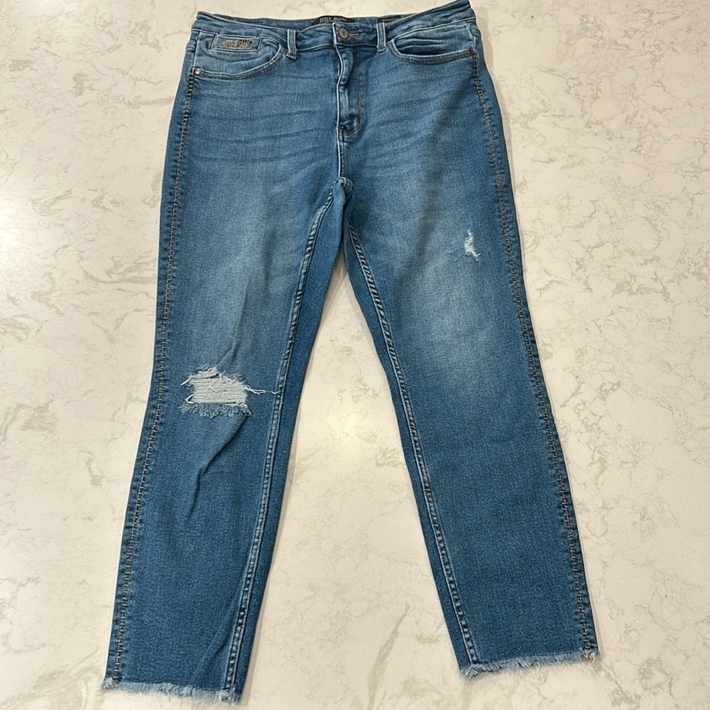 Judy Blue Boyfriend Fit Raw Hem High Waisted Distressed Jeans Medium Wash 15/32